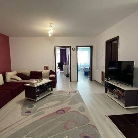 Sofia Apartments Floresti  Luaran gambar